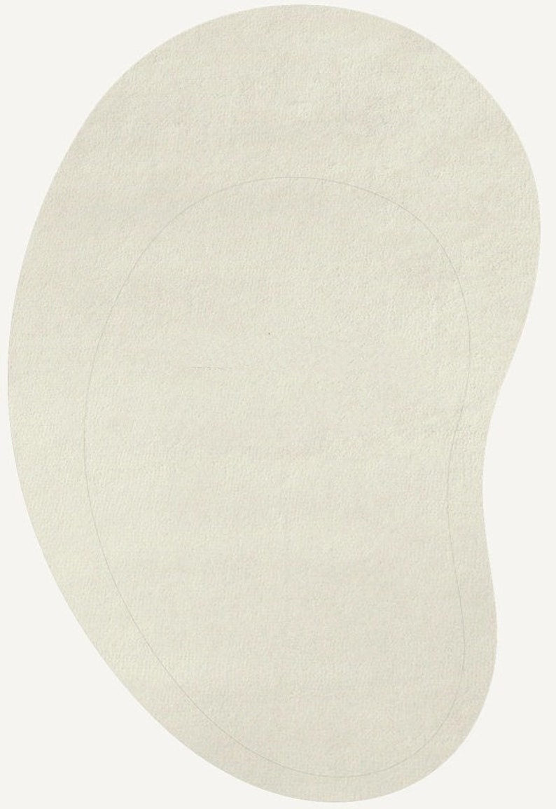 Custom Hand-Tufted Bean Shaped White Wool Rug – Minimalist Modern Accent