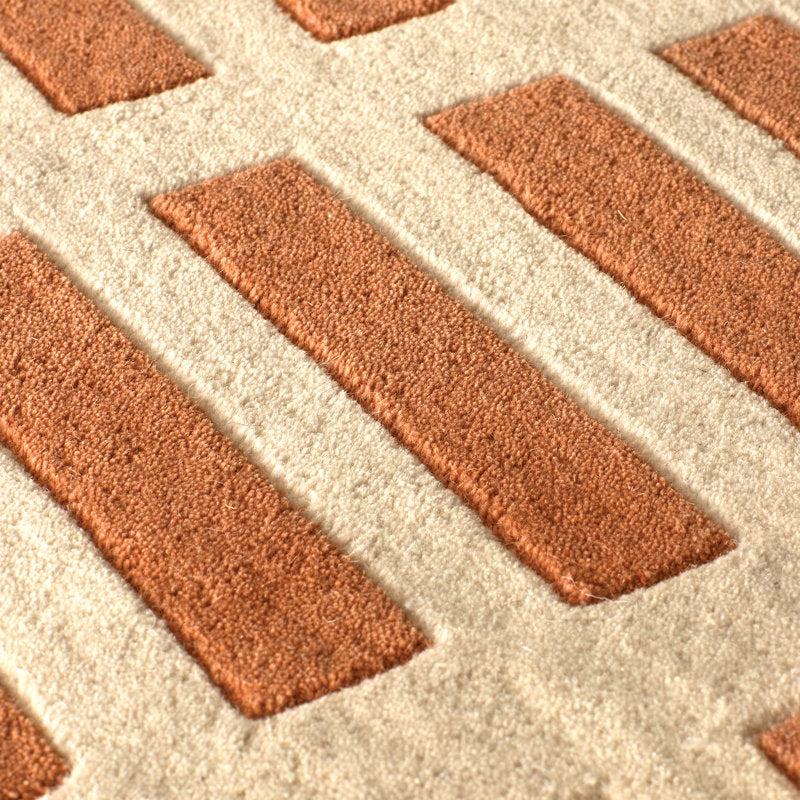 Hand-Tufted Wool Rug – Linear Grid Pattern in Rust and Cream