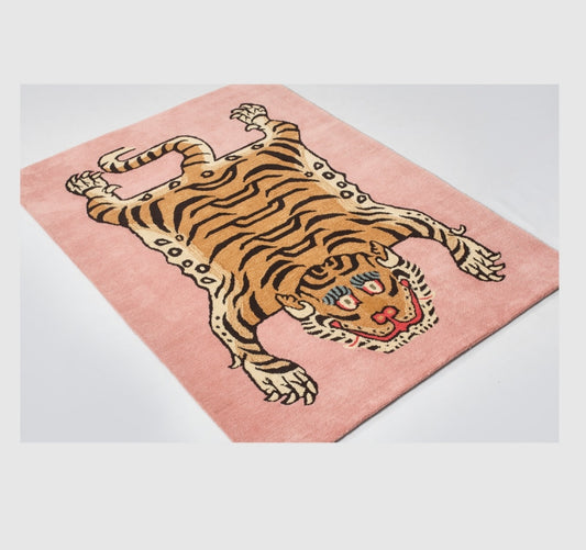 Hand-Tufted Tiger Rug – Pink Background | Bold Animal Motif Carpet