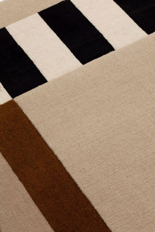 Hand-Tufted Wool Rug – Beige Body with Checkerboard Border