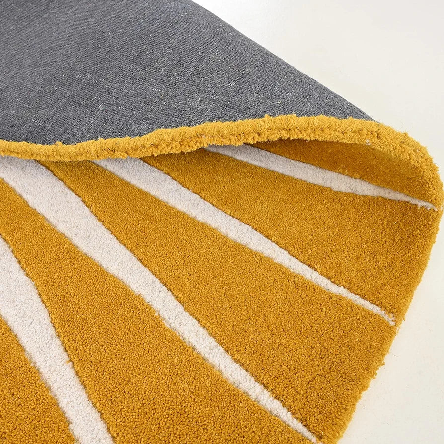Hand-tufted Rug with gray, yellow, and white geometric pattern
